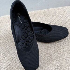 Vivaia Flats Women's Size 40 US 9 Margot 2.0 Ballet Black Square Toe Slip On